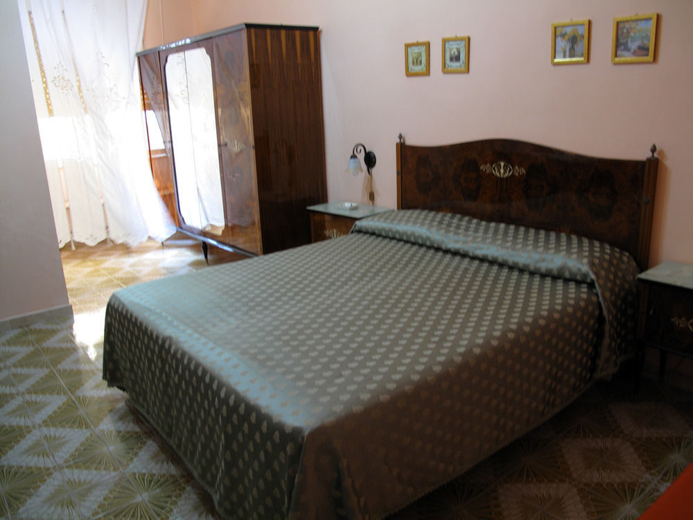 Il Mandorlo Bed and Breakfast Agrigento Eksteriør billede